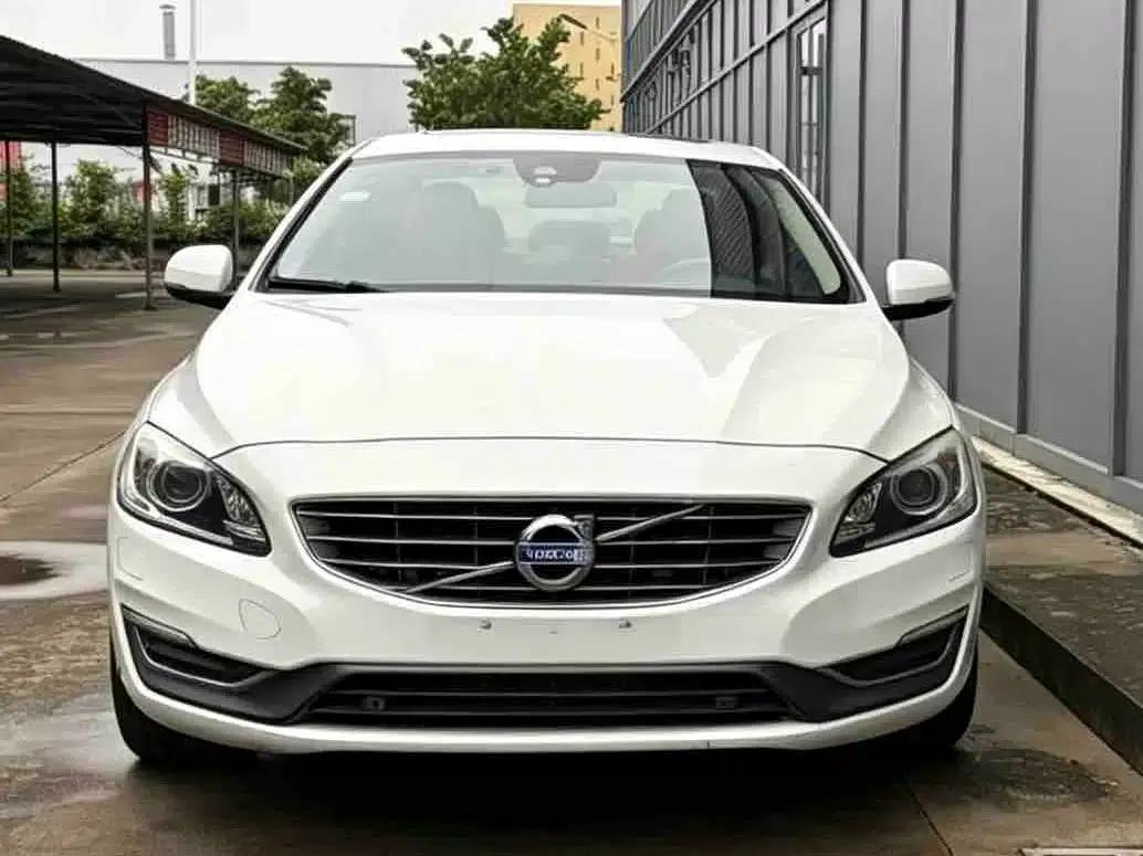 2014 Volvo S60 S60L 2.0T Smart Edition — миниатюра 2