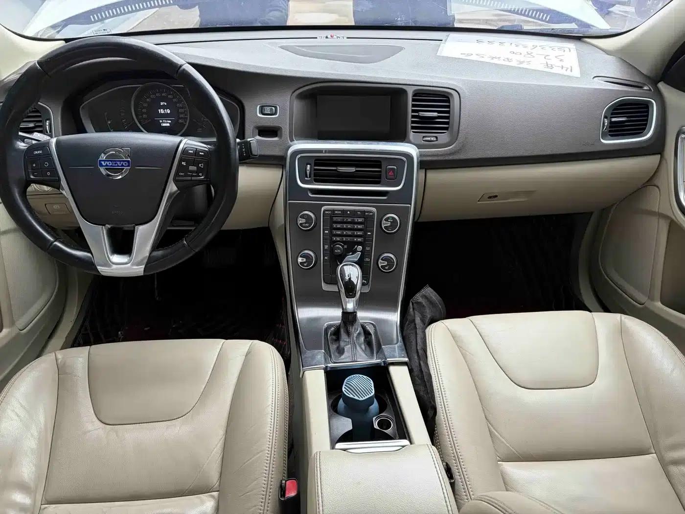 2014 Volvo S60 S60L 2.0T Smart Edition — миниатюра 8