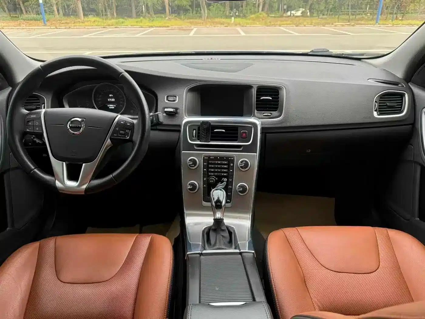2019 Volvo S60L T5 Smart Edition — миниатюра 14