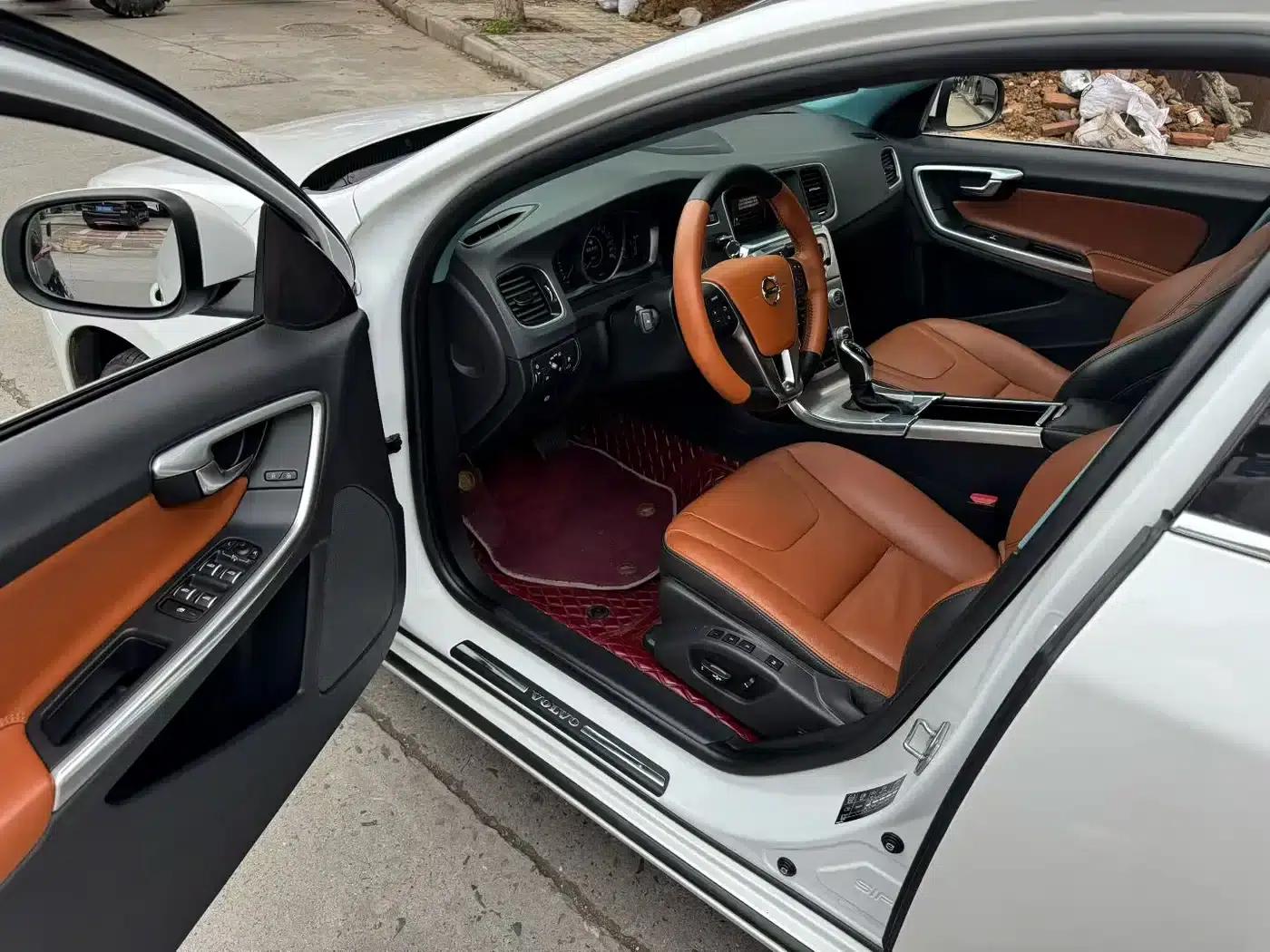 2019 Volvo S60 S60L Facelift T5 Smart Advanced Edition — миниатюра 4