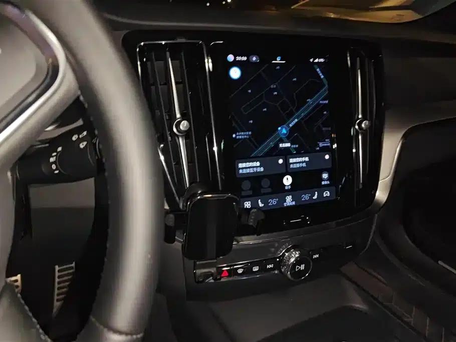 2024 Volvo S60 B4 Smart Luxury Edition — миниатюра 13