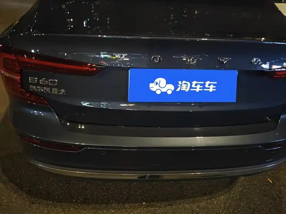 2024 Volvo S60 B4 Smart Luxury Edition — миниатюра 4