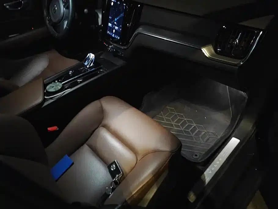 2024 Volvo S60 B4 Smart Luxury Edition — миниатюра 8