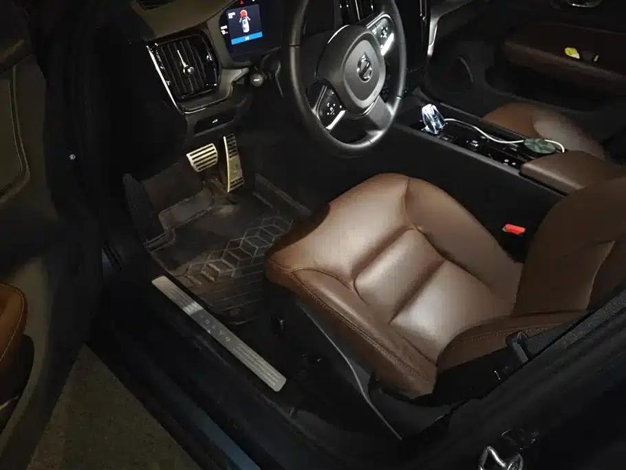 2024 Volvo S60 B4 Smart Luxury Edition — миниатюра 9