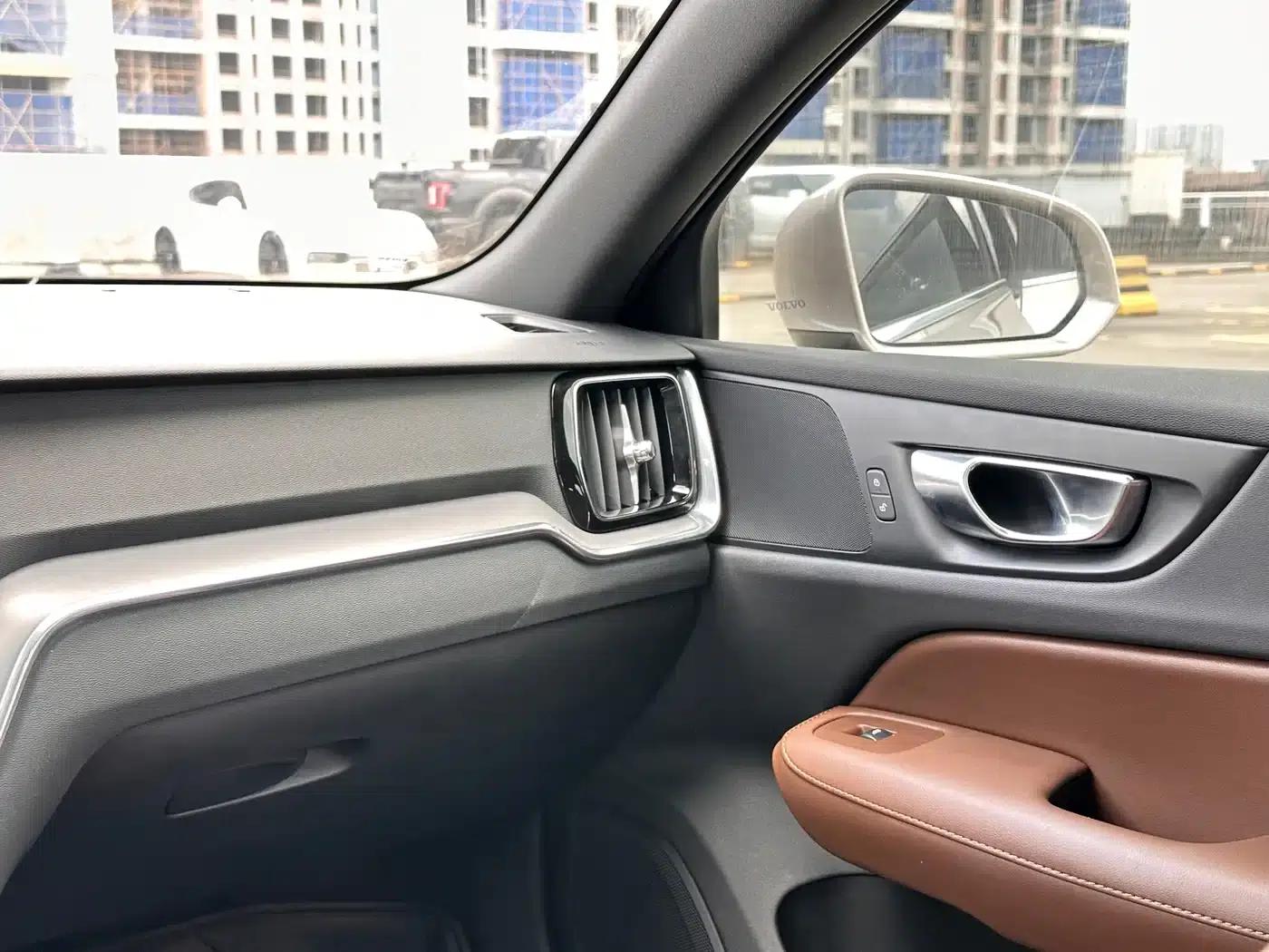 2024 Volvo S60 B4 Smart Luxury Edition — миниатюра 15