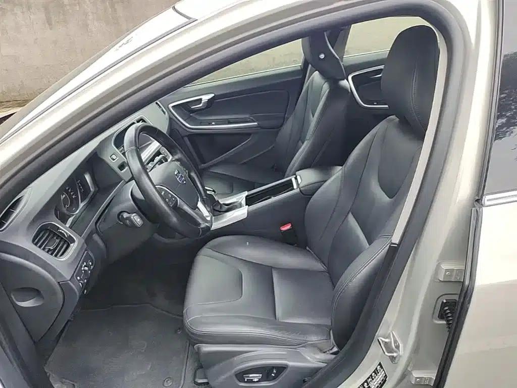 2017 Volvo S60 S60L T3 Smart Edition — миниатюра 15