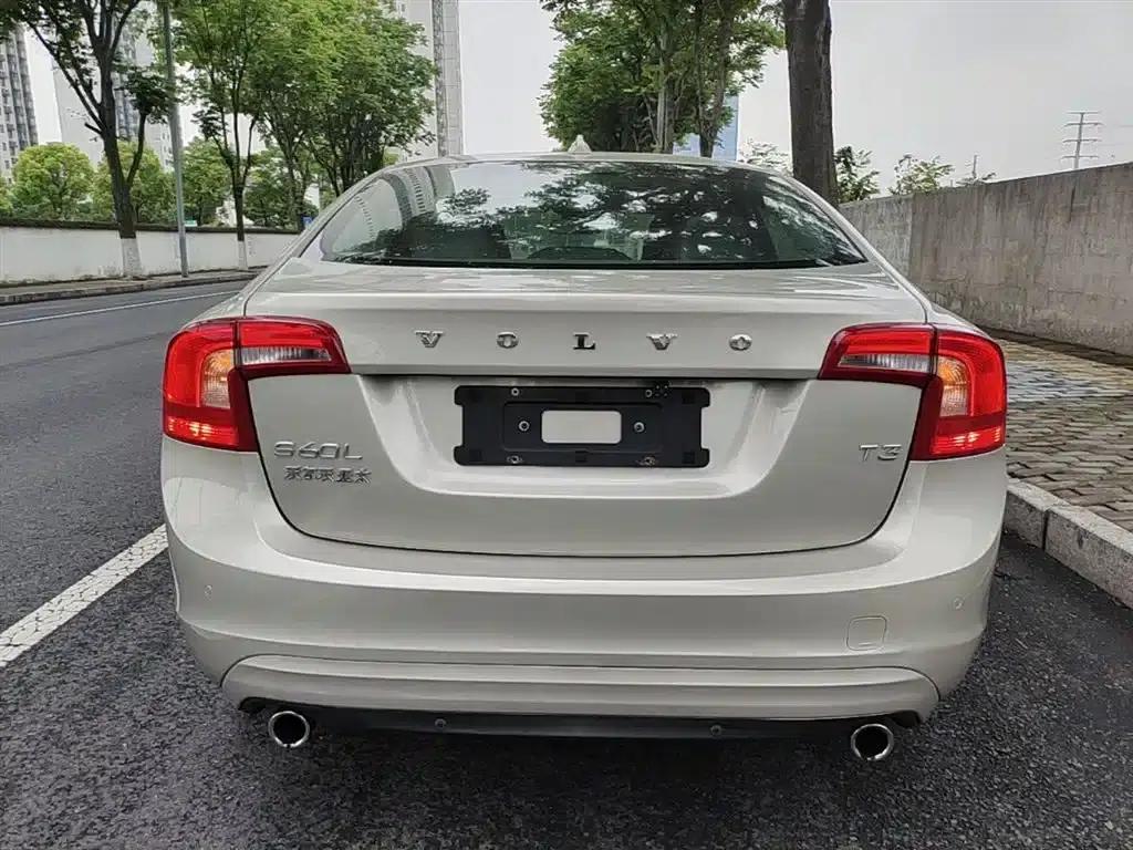 2017 Volvo S60 S60L T3 Smart Edition — миниатюра 6