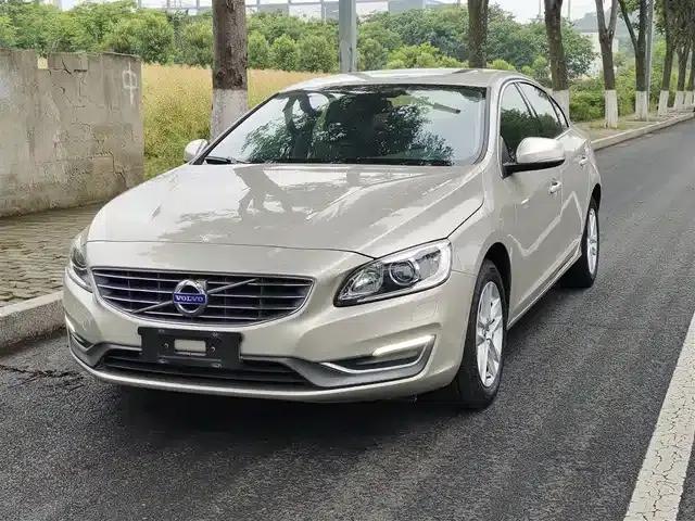 2017 Volvo S60 S60L T3 Smart Edition