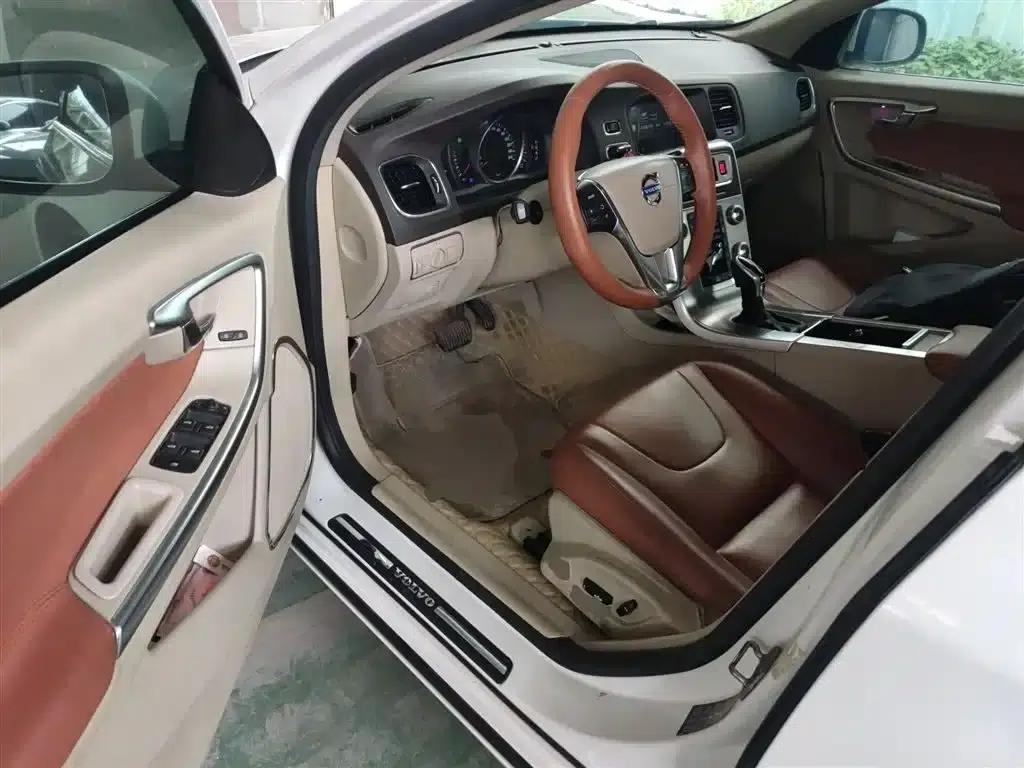 2014 Volvo S60 S60L 2.0T Smart Edition — миниатюра 12