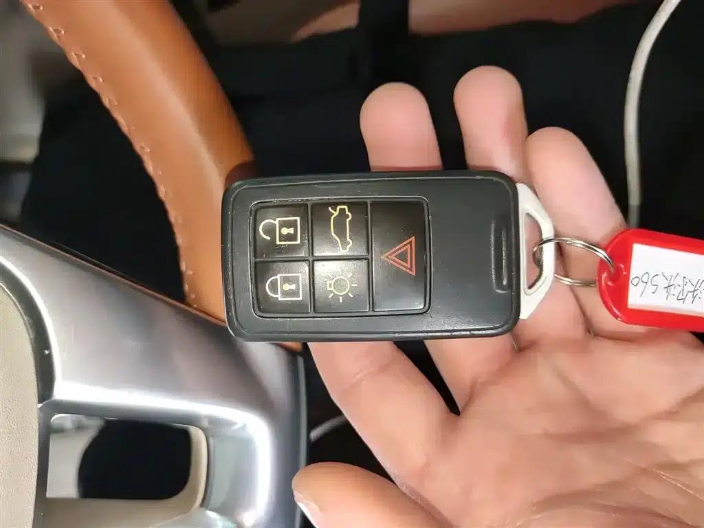 2014 Volvo S60 S60L 2.0T Smart Edition — миниатюра 17