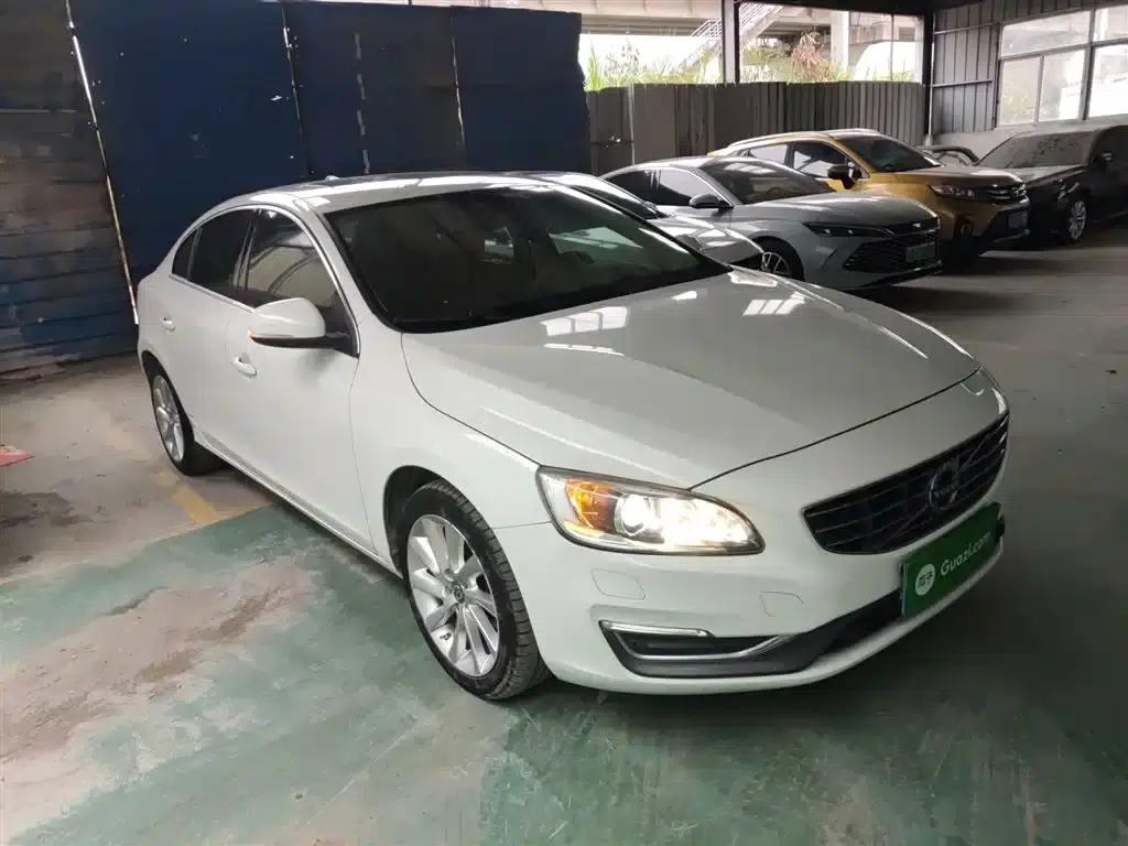 2014 Volvo S60 S60L 2.0T Smart Edition — миниатюра 22
