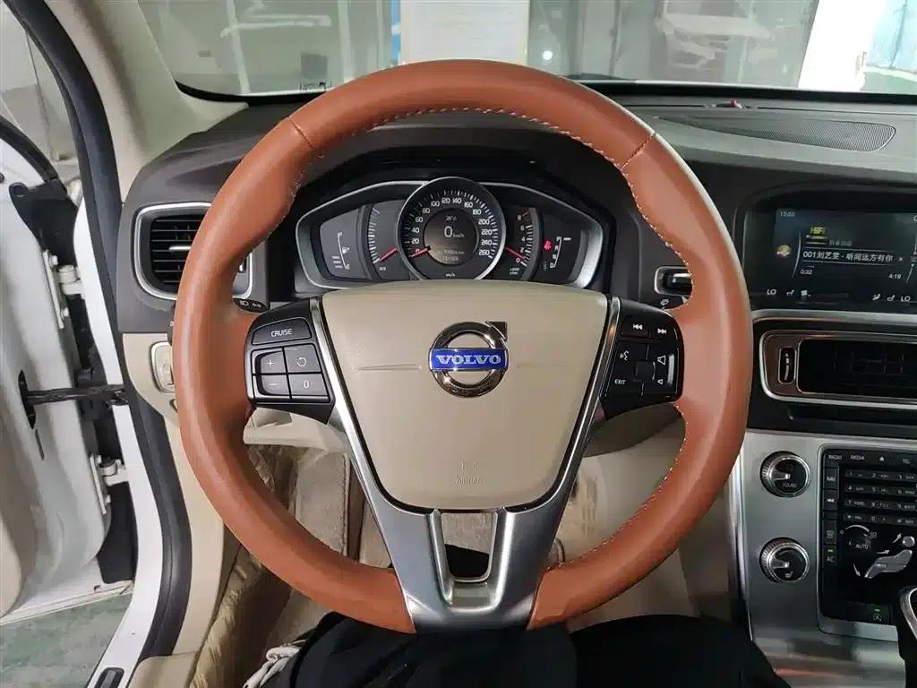 2014 Volvo S60 S60L 2.0T Smart Edition — миниатюра 7
