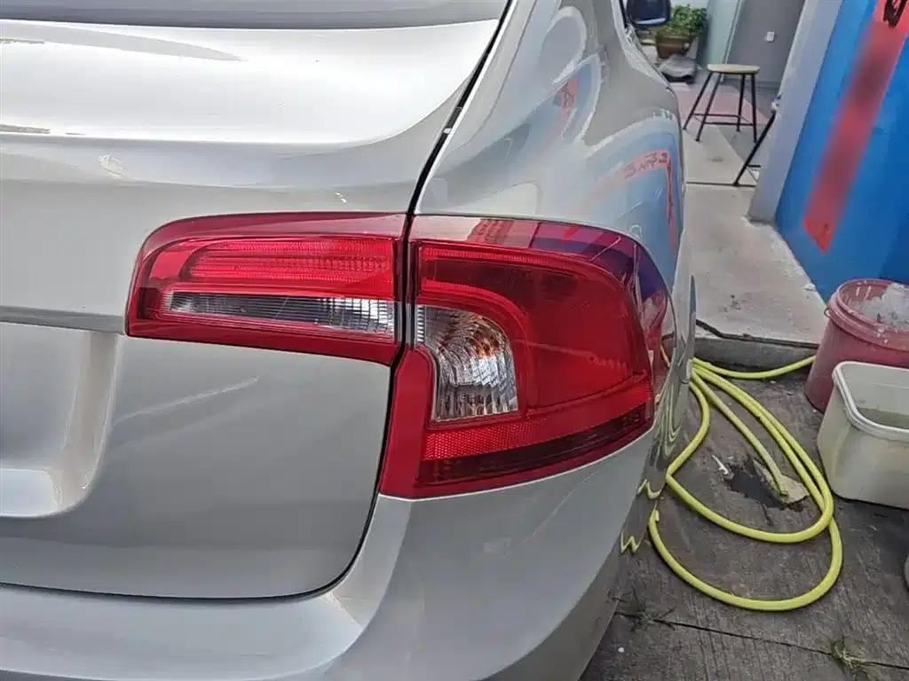 2018 Volvo S60 S60L T3 Smart Progressive Edition — миниатюра 8