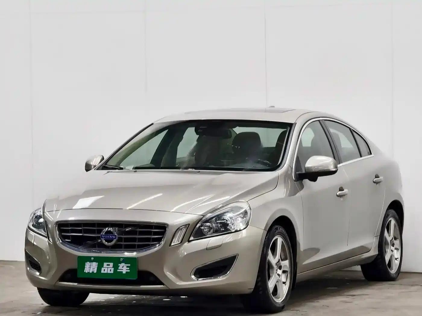 2012 Volvo S60 Imported T5 Inscription Edition — миниатюра 1