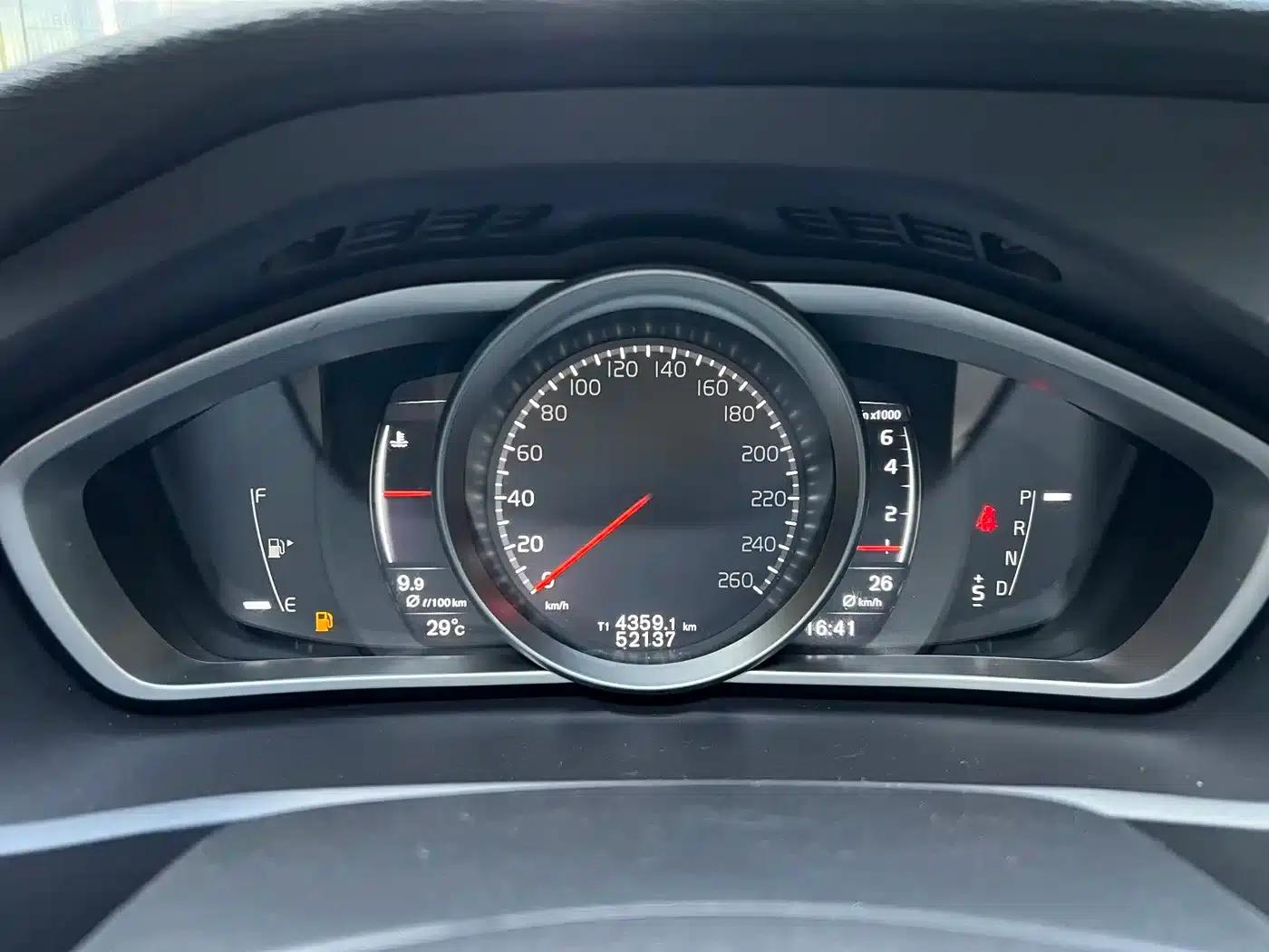 2018 Volvo V40 T3 Smart Edition — миниатюра 17