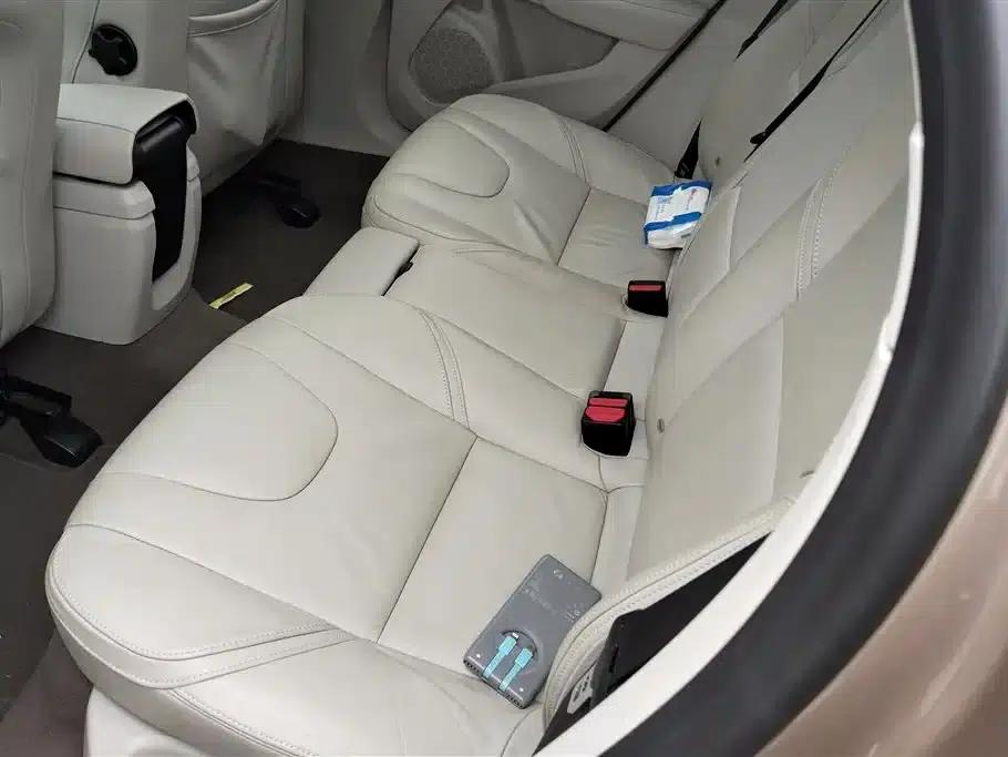 2014 Volvo V40 2.0T Smart Edition — миниатюра 11