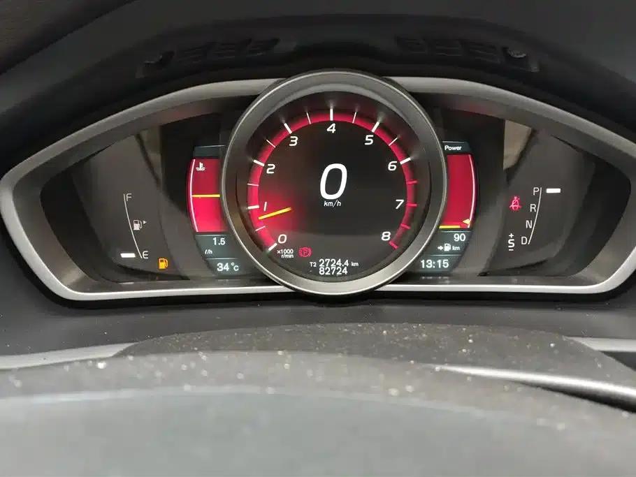 2014 Volvo V40 2.0T Smart Edition — миниатюра 14