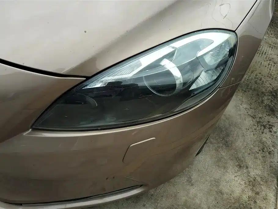 2014 Volvo V40 2.0T Smart Edition — миниатюра 5