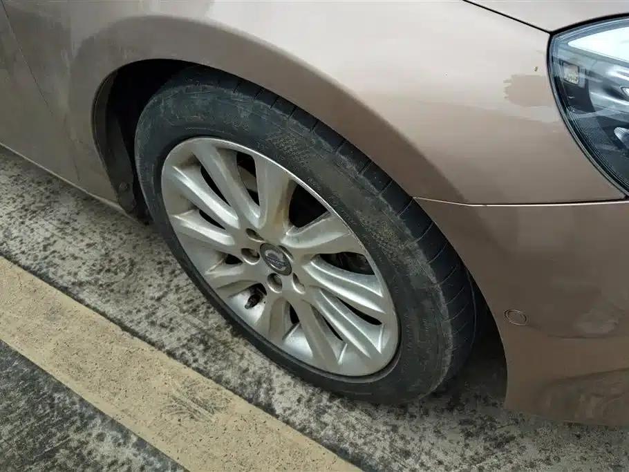 2014 Volvo V40 2.0T Smart Edition — миниатюра 6