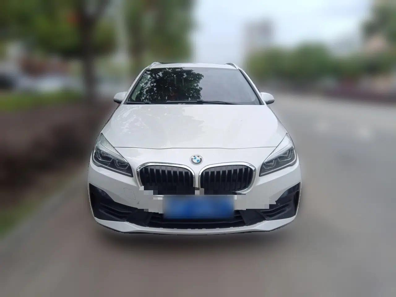 BMW 2 Series Active Tourer 2018 218i Leading Model — миниатюра 2