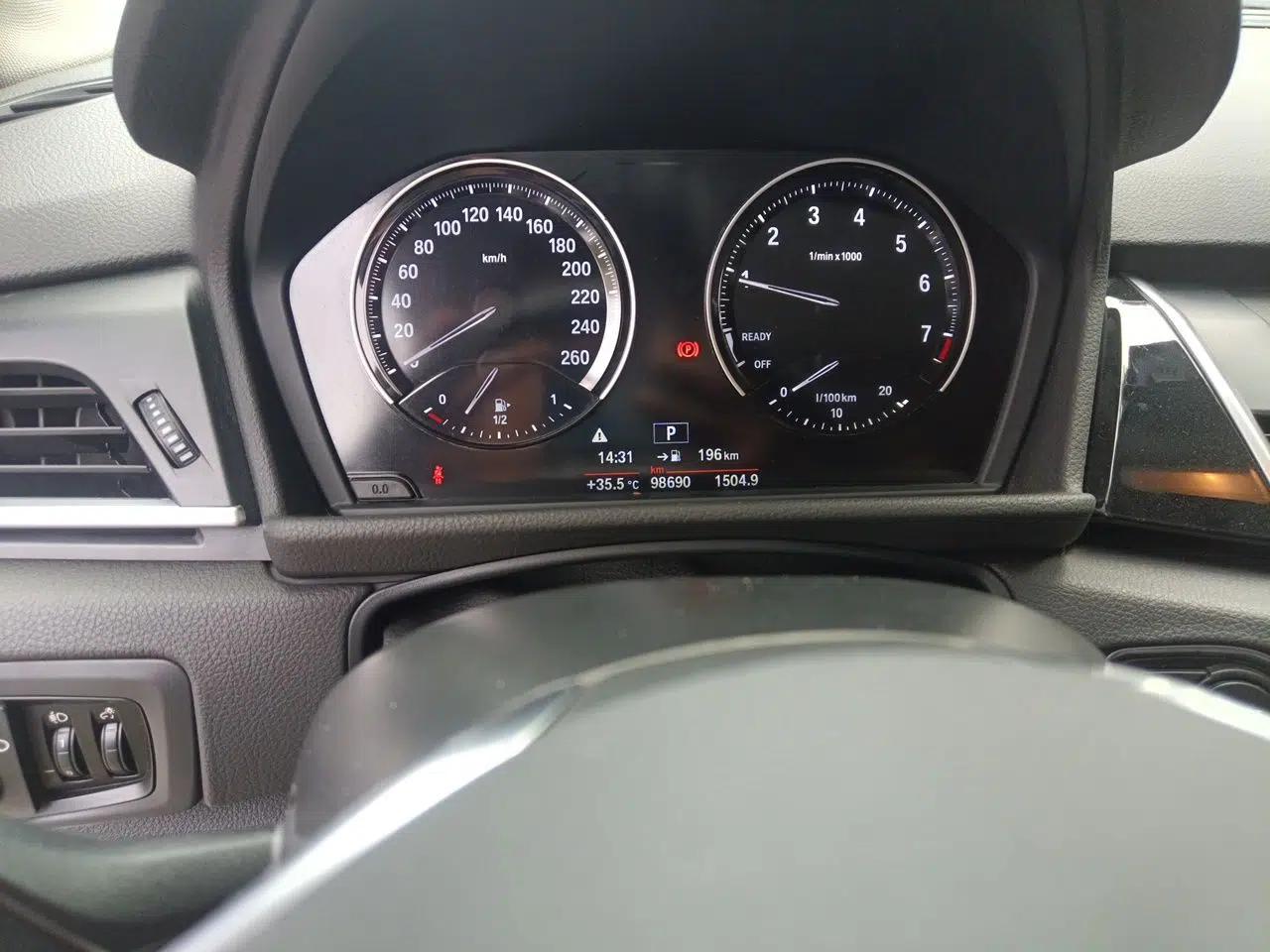 BMW 2 Series Active Tourer 2018 218i Leading Model — миниатюра 12
