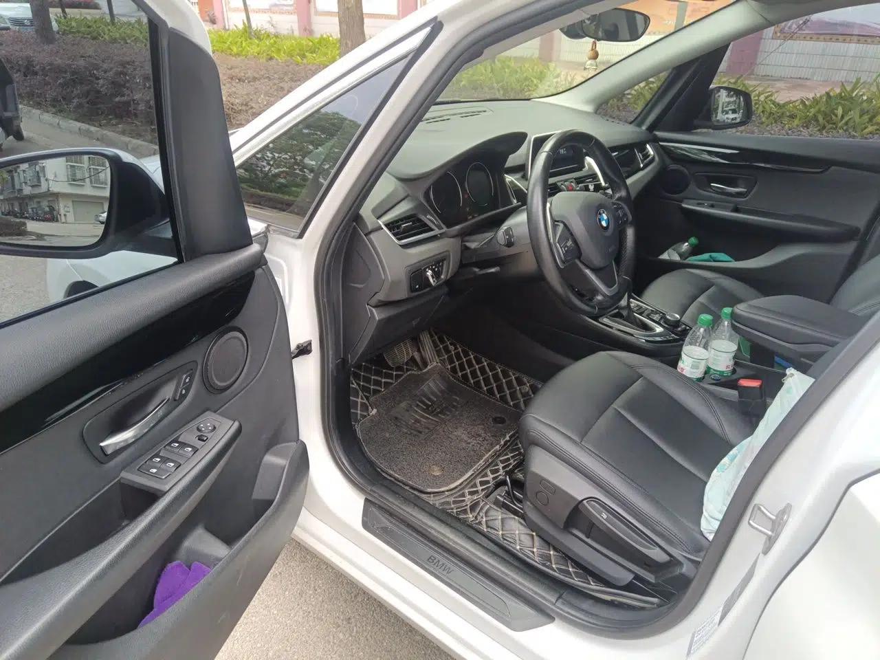 BMW 2 Series Active Tourer 2018 218i Leading Model — миниатюра 17