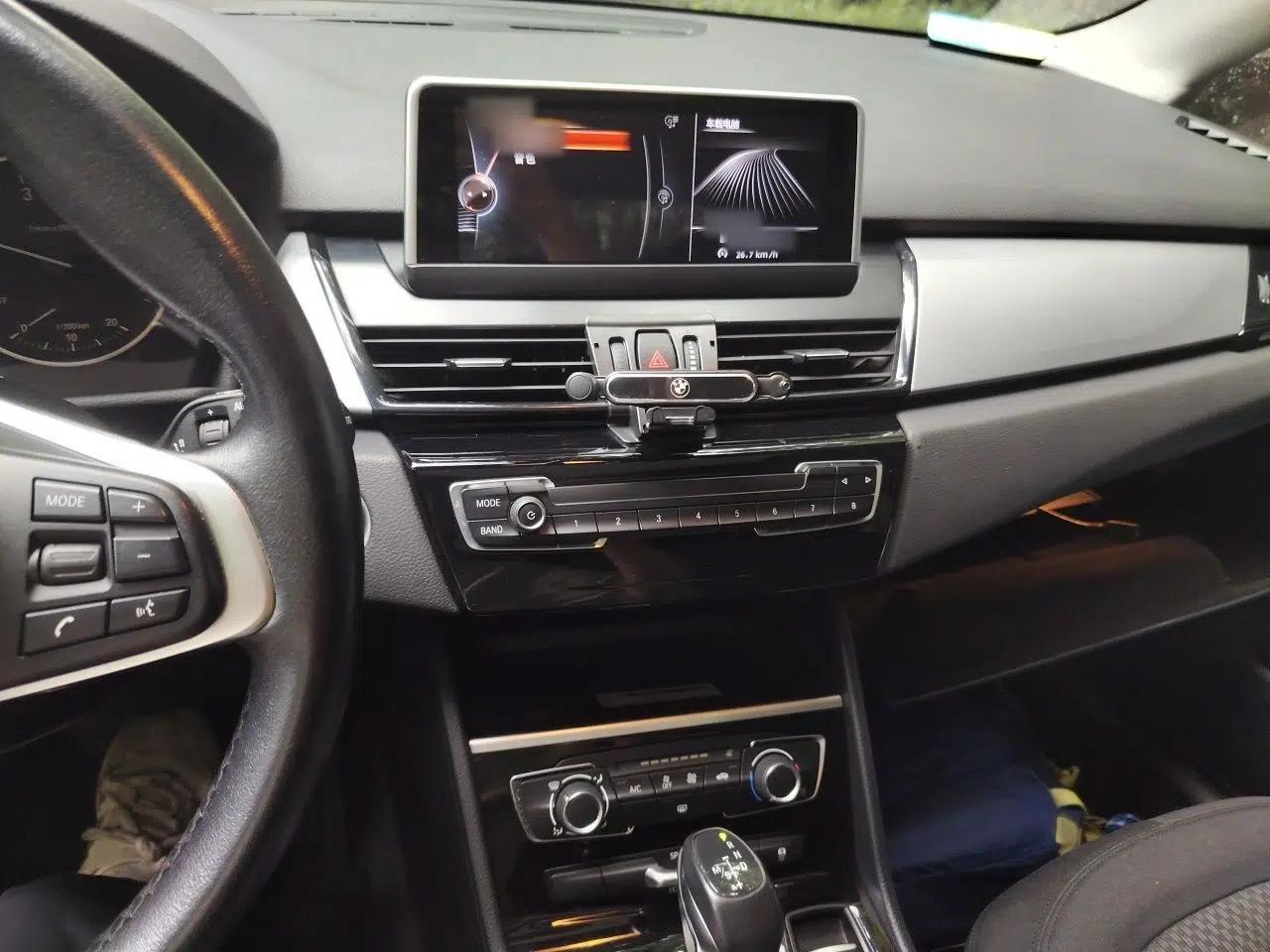 BMW 2 Series Active Tourer 2016 218i Fashion Model — миниатюра 12