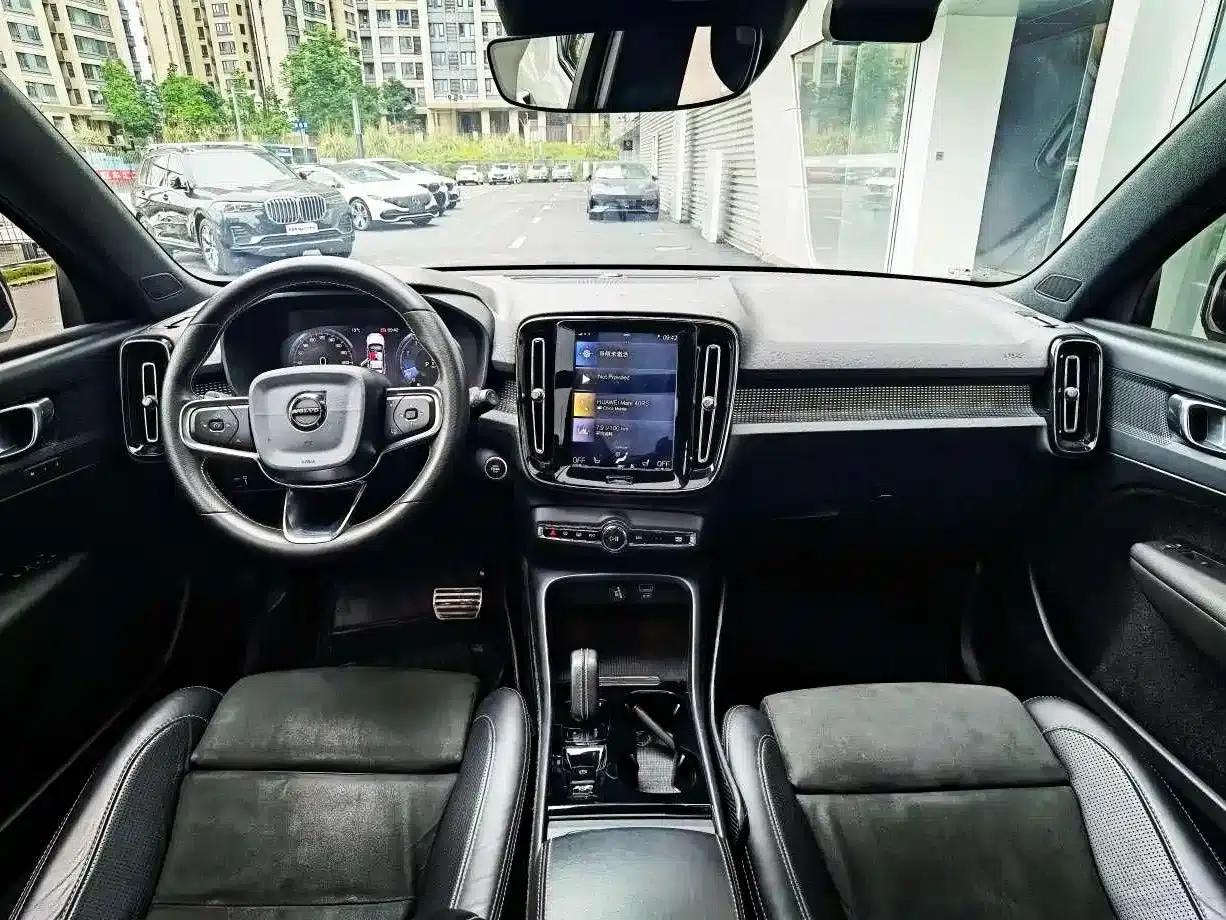 2021 Volvo XC40 T4 AWD Inscription Sport Edition — миниатюра 15