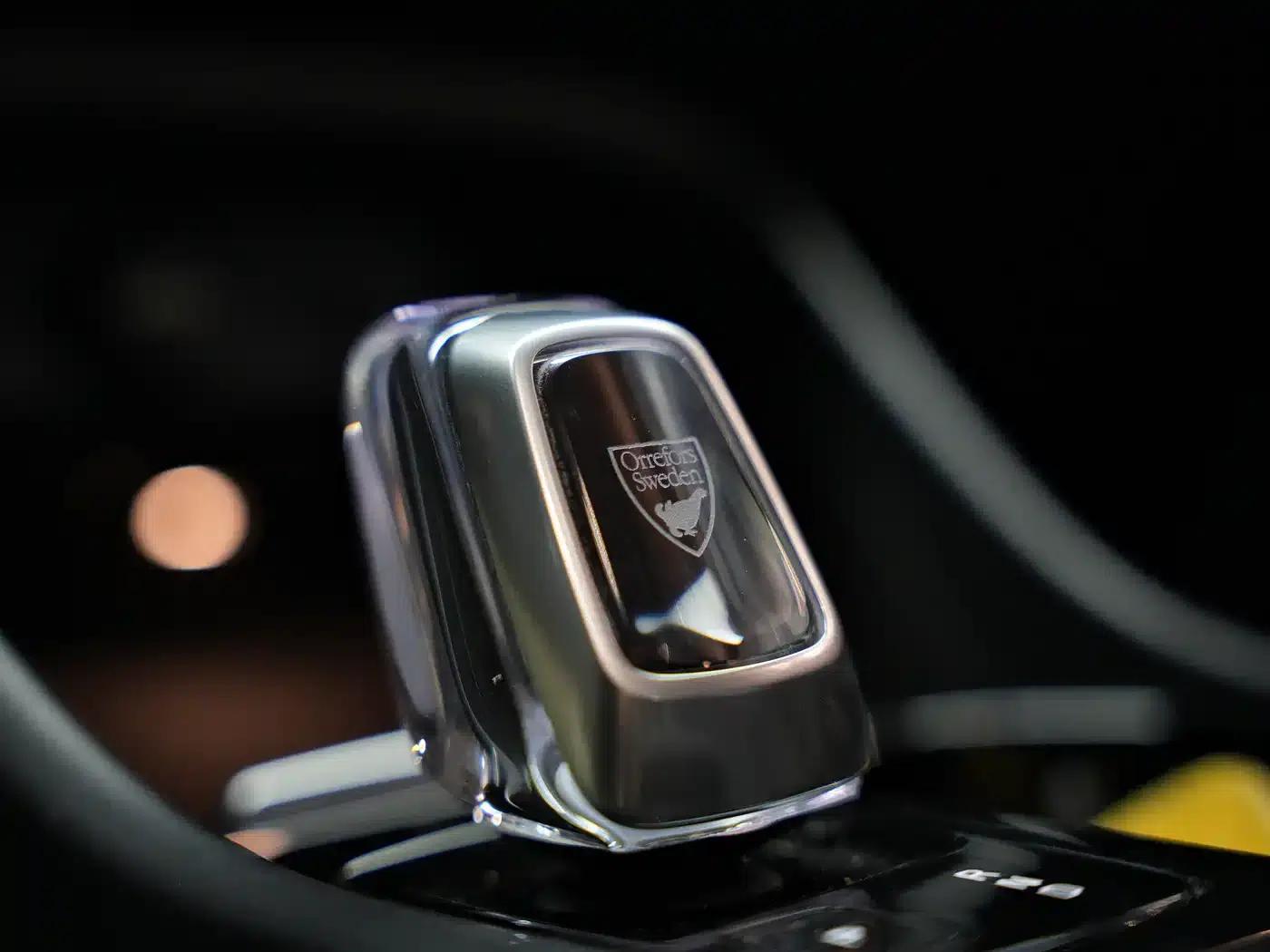 2021 Volvo XC40 T4 AWD Inscription Luxury Edition — миниатюра 7