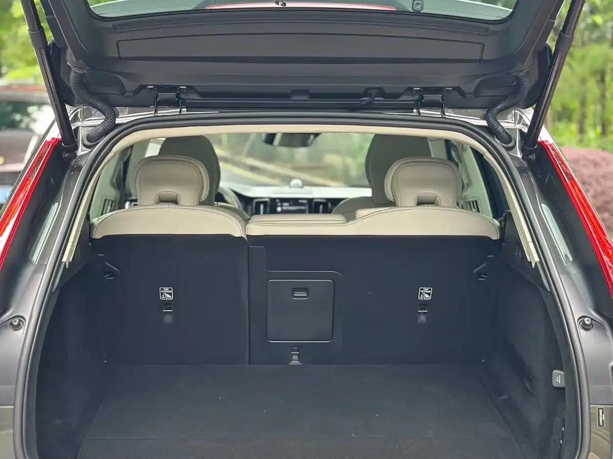 2019 Volvo XC60 Plug-in Hybrid T8 E-Drive Hybrid Premium Luxury Edition (China VI Emission Standard) — миниатюра 34