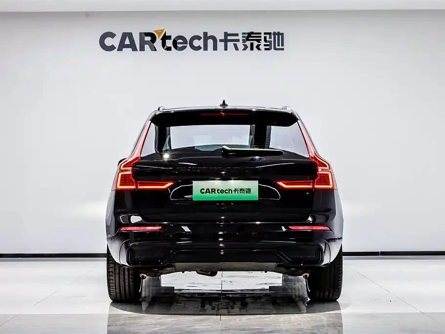2024 Volvo XC60 Plug-in Hybrid T8 Plug-in Hybrid Long Range AWD Smart Night Edition — миниатюра 15