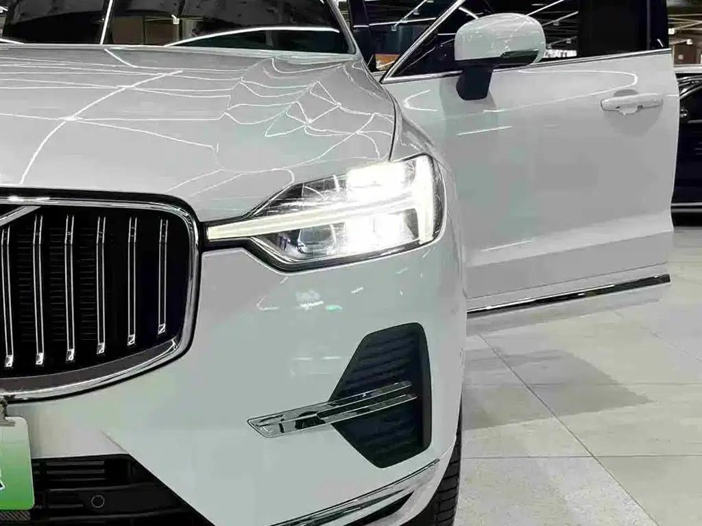 2025 Volvo XC60 Plug-in Hybrid, Long Range AWD Inscription Luxury Edition — миниатюра 25