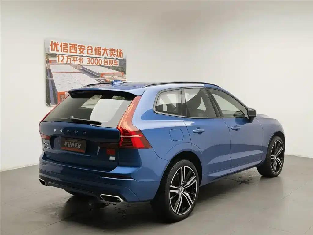 2021 Volvo XC60 Plug-in Hybrid T8 E-Drive Hybrid Smart Sport Edition — миниатюра 2