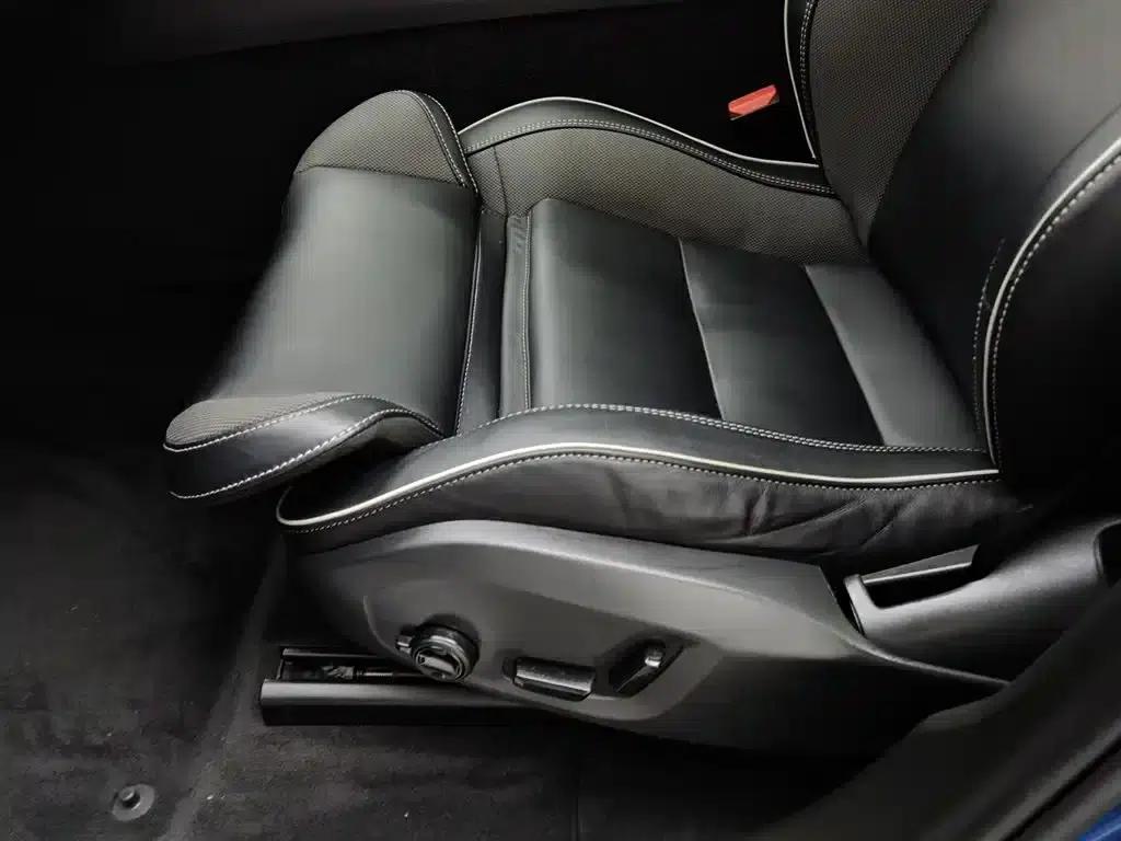2021 Volvo XC60 Plug-in Hybrid T8 E-Drive Hybrid Smart Sport Edition — миниатюра 20