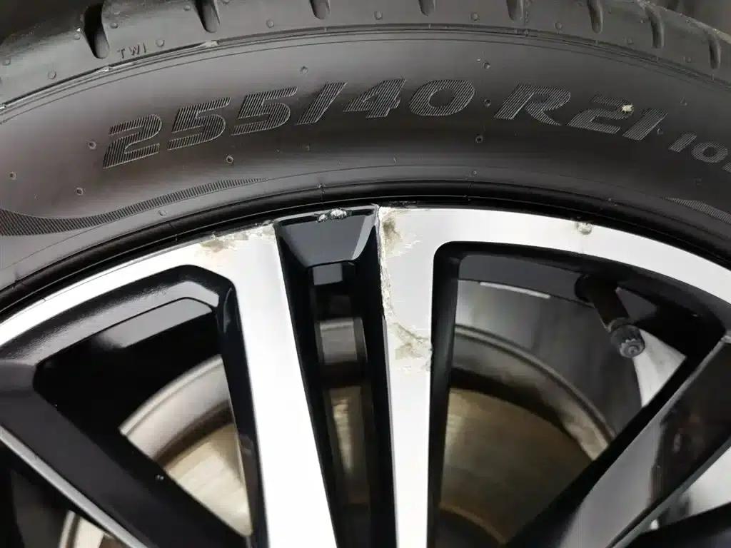2021 Volvo XC60 Plug-in Hybrid T8 E-Drive Hybrid Smart Sport Edition — миниатюра 24