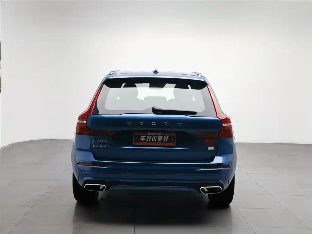 2021 Volvo XC60 Plug-in Hybrid T8 E-Drive Hybrid Smart Sport Edition — миниатюра 4