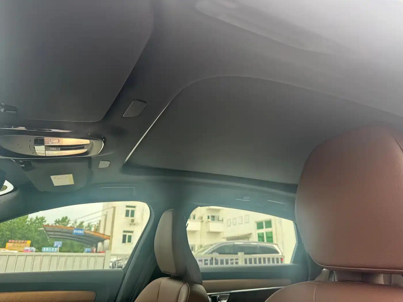 2025 Volvo S90 Plug-in Hybrid, All-Wheel Drive, Long Range, Smart Luxury Edition — миниатюра 7