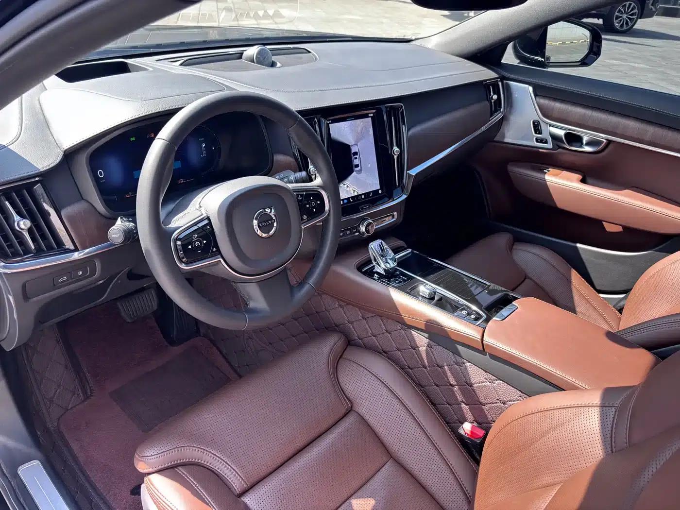 2023 Volvo S90 Plug-in Hybrid T8 Plug-in Hybrid AWD Long Range Inscription Luxury Edition — миниатюра 9