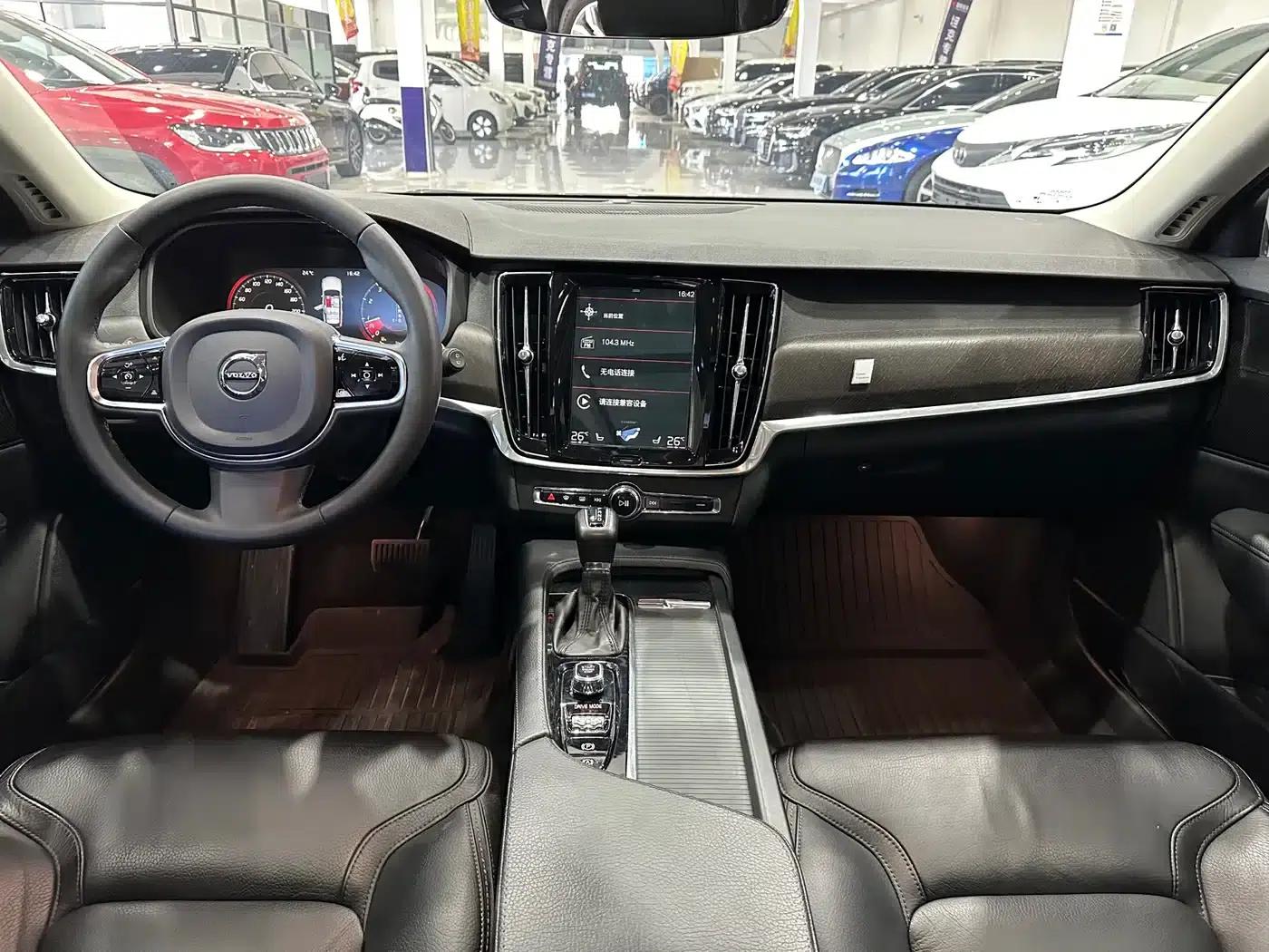 2019 Volvo V90 Cross Country T5 AWD Smart Edition (China VI Emission Standard) — миниатюра 2
