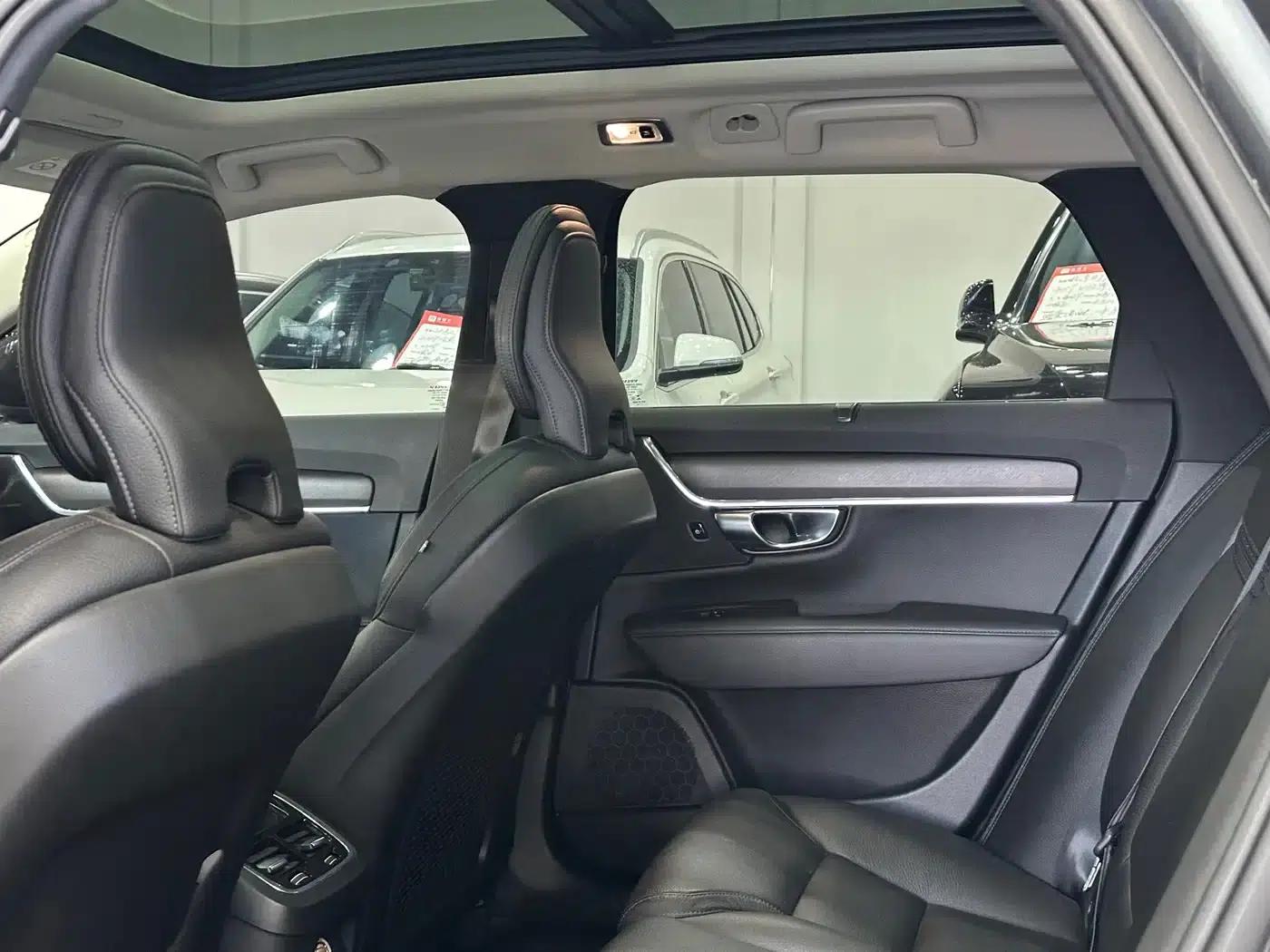 2019 Volvo V90 Cross Country T5 AWD Smart Edition (China VI Emission Standard) — миниатюра 4