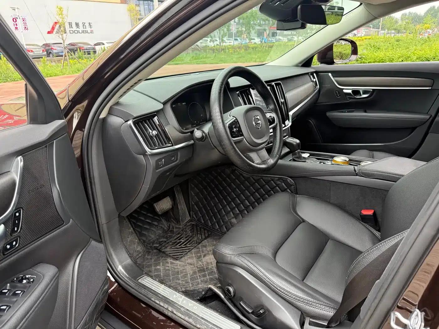 2019 Volvo V90 Cross Country T5 AWD Smart Edition (China VI Emission Standard) — миниатюра 3