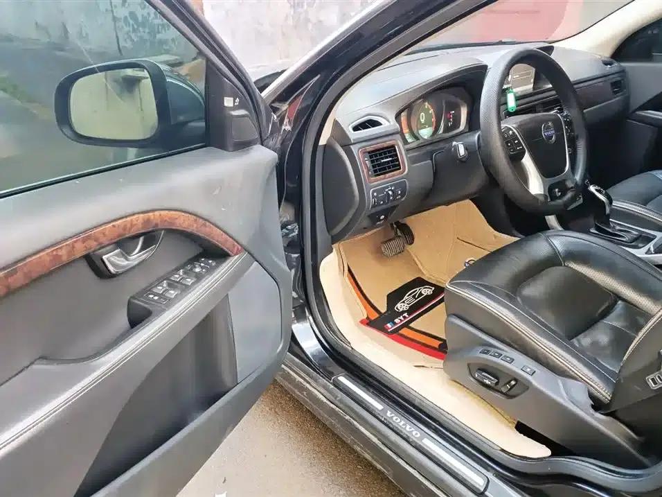 2014 Volvo S80L 2.0T T5 Inscription Executive Edition — миниатюра 21