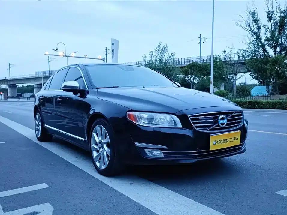 2014 Volvo S80L 2.0T T5 Inscription Executive Edition — миниатюра 5