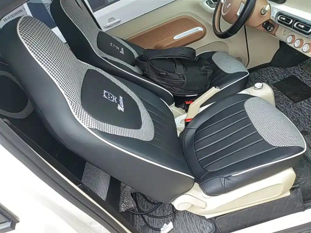 Hongguang MINIEV 2024 Third Generation 215km/h Youth Edition — миниатюра 25