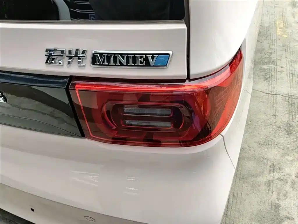 Hongguang MINIEV 2022 Macaron Premium Edition (Lithium Iron Phosphate) — миниатюра 8