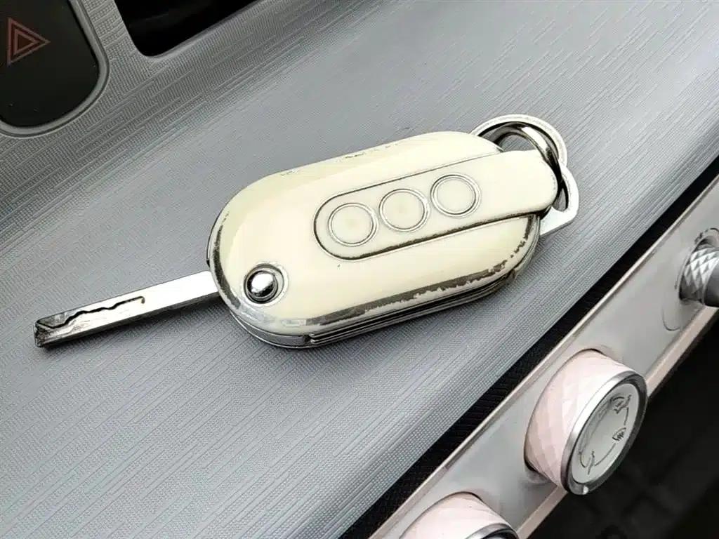 Hongguang MINIEV 2022 Macaron Premium Edition (Lithium Iron Phosphate) — миниатюра 9