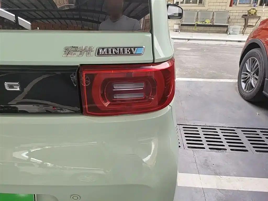 Hongguang MINIEV 2021 Macaron Premium Edition (Lithium Iron Phosphate) — миниатюра 8