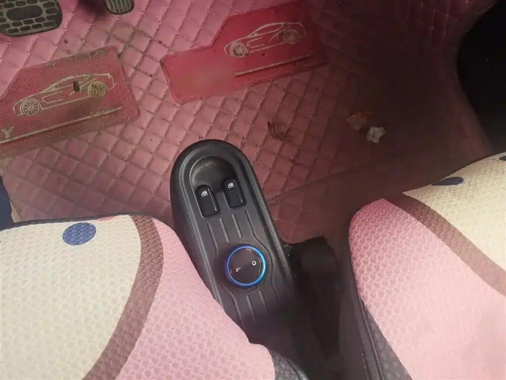 Hongguang MINIEV 2020 Comfort Edition (Ternary Lithium) — миниатюра 7