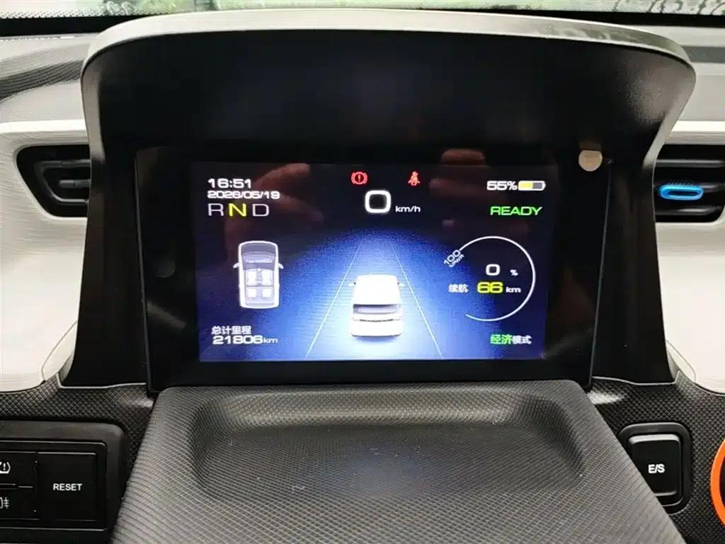 Hongguang MINIEV 2020 Model, Comfort Edition, Lithium Iron Phosphate — миниатюра 12