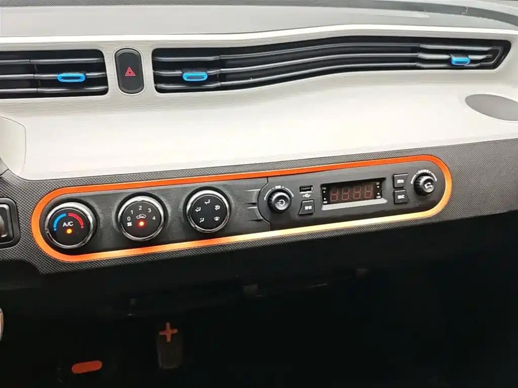 Hongguang MINIEV 2020 Model, Comfort Edition, Lithium Iron Phosphate — миниатюра 13